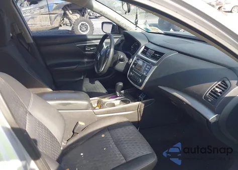 2018 Nissan Altima 2.5 S z USA, uszkodzony, nr VIN 1N4AL3APXJC106227